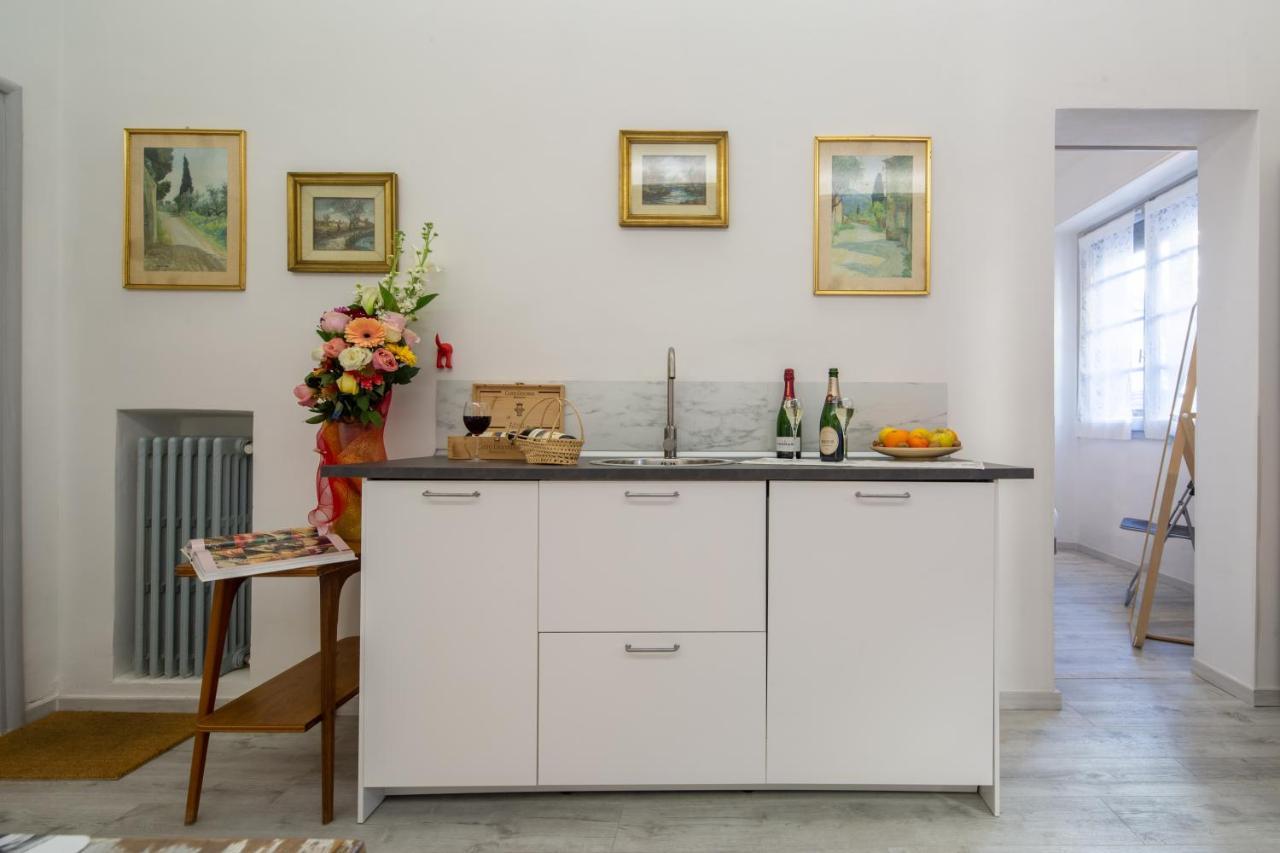 Central Station Apartment By Mmega Флоренция Экстерьер фото